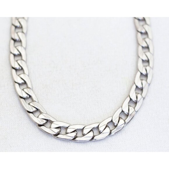 18 inch, Vintage Silver Tone Heavy Curb-style Chain Necklace - E1 - Picture 1 of 3